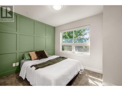 3416 Scott Road Unit# 24, Kelowna, BC - Indoor Photo Showing Bedroom