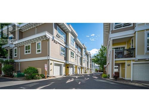 3416 Scott Road Unit# 24, Kelowna, BC - Outdoor With Balcony With Facade