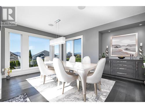 440 Audubon Court, Kelowna, BC - Indoor Photo Showing Dining Room