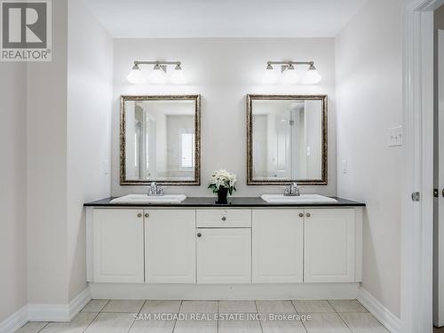 7 Canis Street, Brampton (Credit Valley), ON - Indoor Photo Showing Bathroom