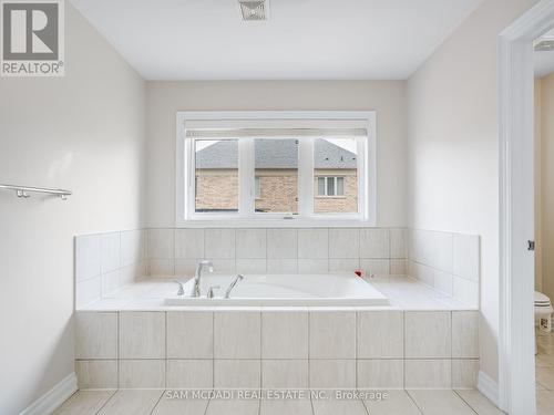 7 Canis Street, Brampton (Credit Valley), ON - Indoor Photo Showing Bathroom