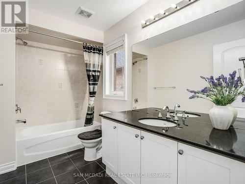 7 Canis Street, Brampton (Credit Valley), ON - Indoor Photo Showing Bathroom