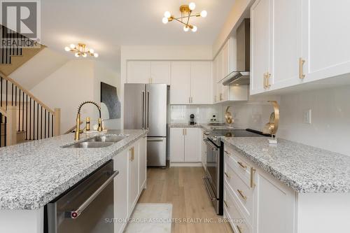 31 Ida Terrace, Caledon, ON - Indoor Photo Showing Kitchen With Stainless Steel Kitchen With Double Sink With Upgraded Kitchen