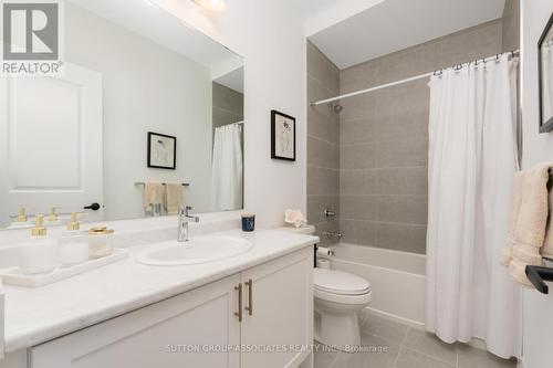 31 Ida Terrace, Caledon, ON - Indoor Photo Showing Bathroom