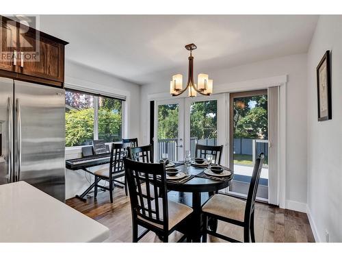 1480 Flemish Street, Kelowna, BC - Indoor Photo Showing Dining Room