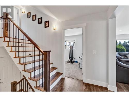 1480 Flemish Street, Kelowna, BC - Indoor Photo Showing Other Room