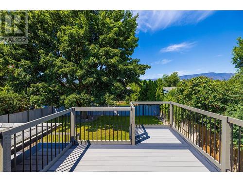 1480 Flemish Street, Kelowna, BC - Outdoor With Deck Patio Veranda