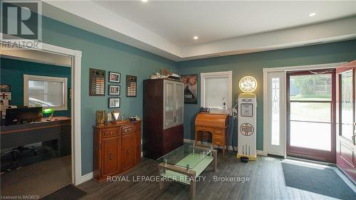 144 Loucks Lane, Chatsworth, ON - Indoor