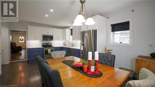 144 Loucks Lane, Chatsworth, ON - Indoor Photo Showing Dining Room