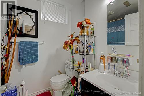 12 Helman Road, Brampton (Sandringham-Wellington), ON - Indoor Photo Showing Bathroom