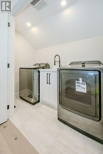 554 Clark Avenue, Burlington (Brant), ON - Indoor Photo Showing Laundry Room