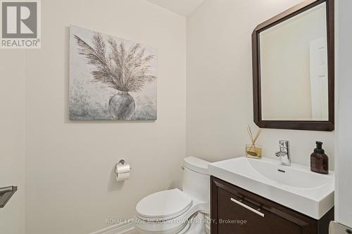 22 Hacienda Court, Brampton (Snelgrove), ON - Indoor Photo Showing Bathroom