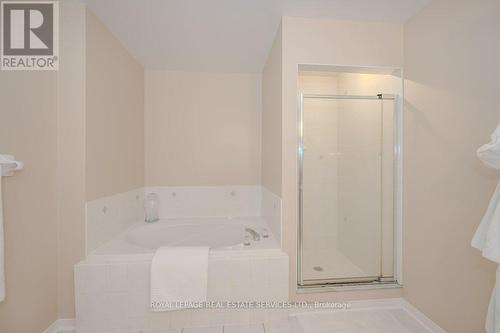 2095 Glenhampton Road, Oakville, ON - Indoor Photo Showing Bathroom