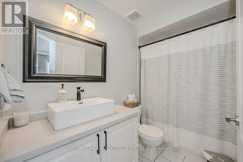 2095 Glenhampton Road, Oakville, ON - Indoor Photo Showing Bathroom