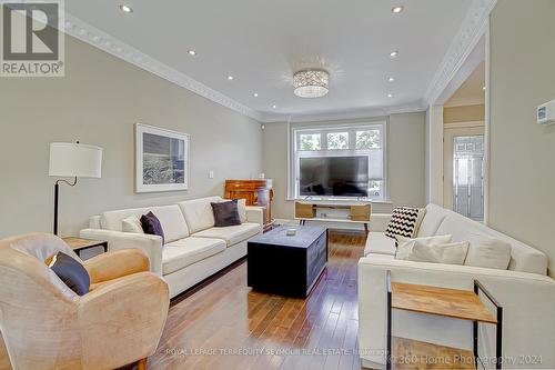 340 Jones Avenue, Toronto (Blake-Jones), ON - Indoor Photo Showing Living Room