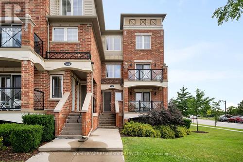 19 - 2551 Sixth Line, Oakville, ON - Outdoor With Balcony With Facade