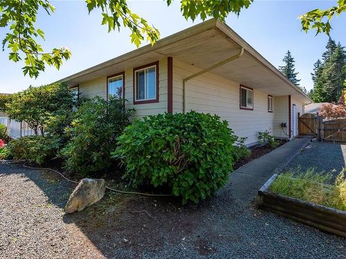 588 Nelson Rd, Campbell River, BC 