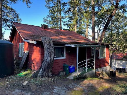 324 Easthom Rd, Gabriola Island, BC - Outdoor