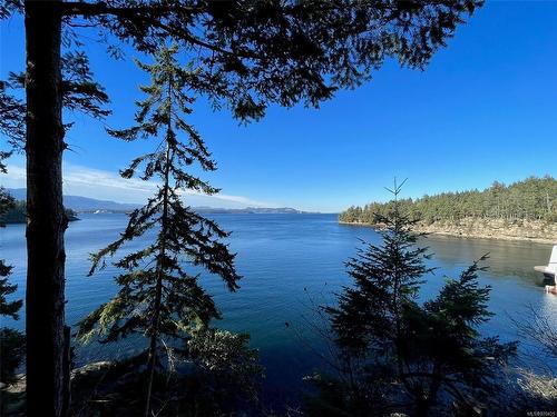 324 Easthom Rd, Gabriola Island, BC - Outdoor With Body Of Water With View