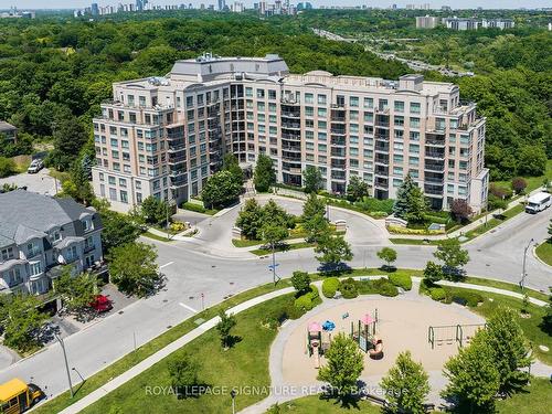 705-16 Dallimore Circ, Toronto, ON - Outdoor With Facade