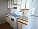 310-338 Nicola Street, Kamloops, BC  - Indoor Photo Showing Kitchen 