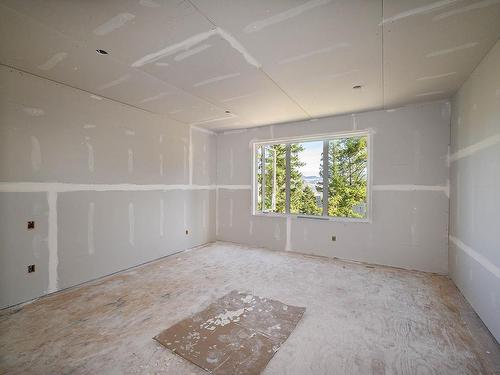 17-3100 Kicking Horse Drive, Kamloops, BC - Indoor Photo Showing Other Room