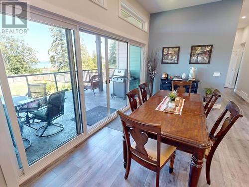 3953 Eagle Ridge Place, Powell River, BC - Indoor Photo Showing Dining Room