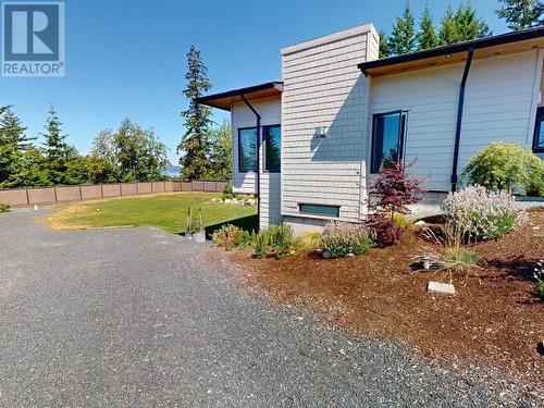 3953 Eagle Ridge Place, Powell River, BC - Outdoor