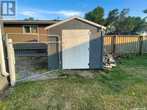 254 Central Avenue S, Swift Current, SK - Outdoor