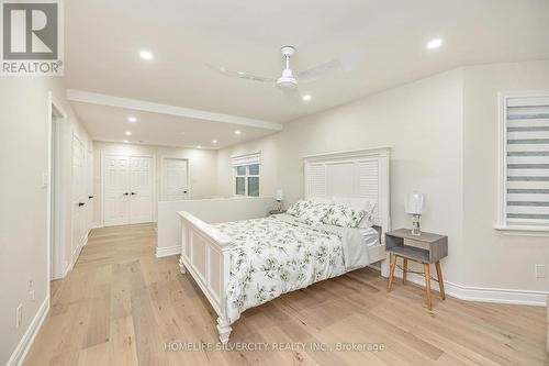 14 Snowberry Court, Caledon (Caledon Village), ON - Indoor Photo Showing Bedroom