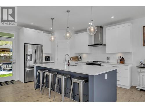 2160 Ensign Quay, West Kelowna, BC - Indoor Photo Showing Kitchen With Stainless Steel Kitchen With Upgraded Kitchen