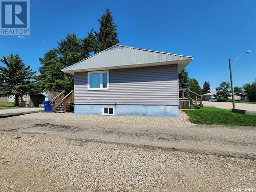 128 1St Avenue E, Montmartre, SK - Outdoor