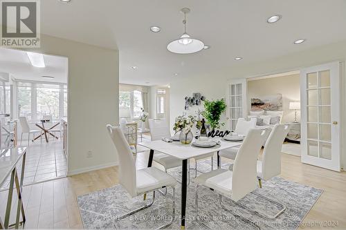 319 Grandview Way, Toronto (Willowdale East), ON - Indoor Photo Showing Dining Room