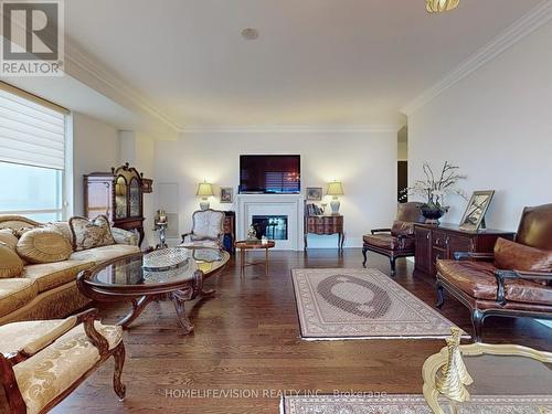 2620 - 70 Roehampton Avenue, Toronto (Mount Pleasant West), ON - Indoor Photo Showing Living Room With Fireplace