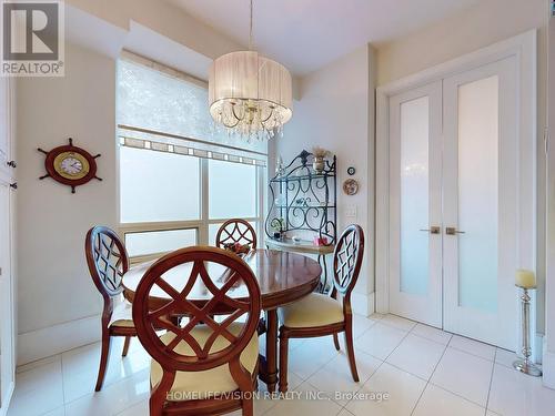 2620 - 70 Roehampton Avenue, Toronto (Mount Pleasant West), ON - Indoor Photo Showing Dining Room