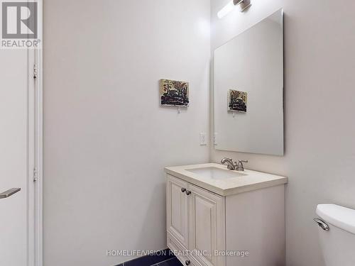 2620 - 70 Roehampton Avenue, Toronto (Mount Pleasant West), ON - Indoor Photo Showing Bathroom