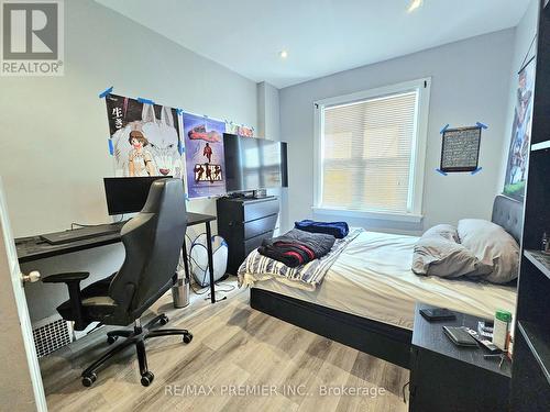 454 Gerrard Street E, Toronto (Cabbagetown-South St. James Town), ON - Indoor Photo Showing Bedroom