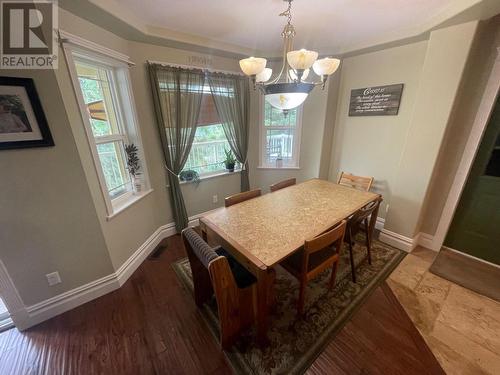 94 Chase Road, Christina Lake, BC - Indoor Photo Showing Dining Room