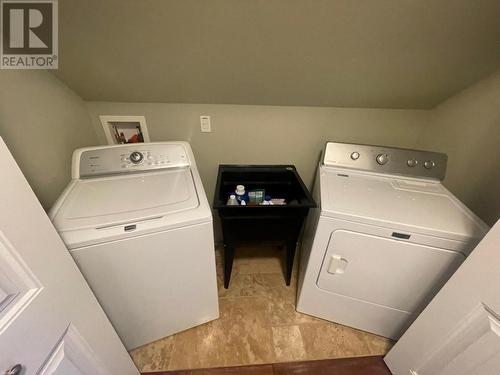 94 Chase Road, Christina Lake, BC - Indoor Photo Showing Laundry Room