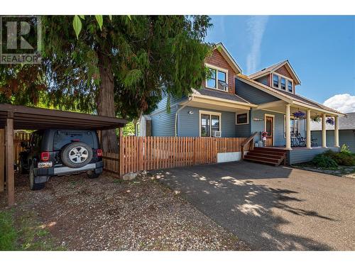 1550 15 Avenue Se, Salmon Arm, BC - Outdoor