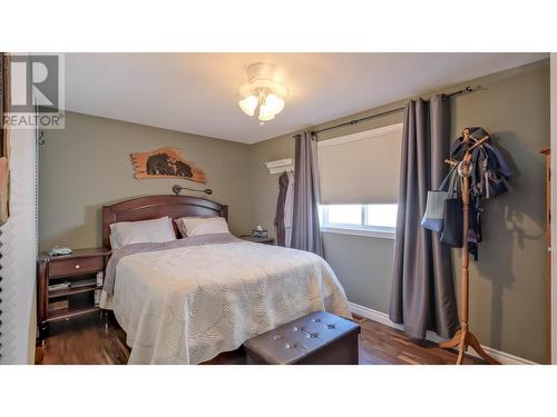 2550 Hollywood Road N Unit# 149, Kelowna, BC - Indoor Photo Showing Bedroom