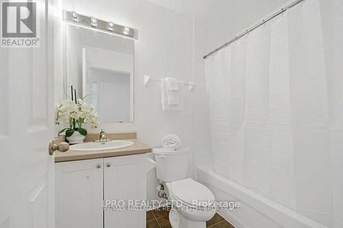 111 - 2891 Rio Court, Mississauga (Central Erin Mills), ON - Indoor Photo Showing Bathroom