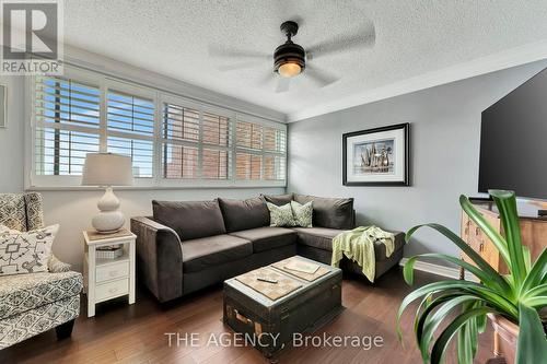 328 - 36 Hayhurst Road, Brantford, ON - Indoor Photo Showing Living Room