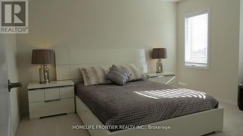 135 Cuesta Heights, Hamilton (Stoney Creek Mountain), ON - Indoor Photo Showing Bedroom