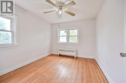 120 Cameron Avenue S, Hamilton (Bartonville), ON - Indoor Photo Showing Other Room