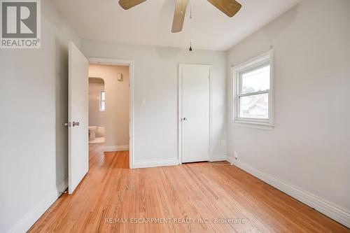 120 Cameron Avenue S, Hamilton (Bartonville), ON - Indoor Photo Showing Other Room