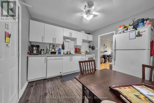 120 Cameron Avenue S, Hamilton (Bartonville), ON - Indoor Photo Showing Kitchen