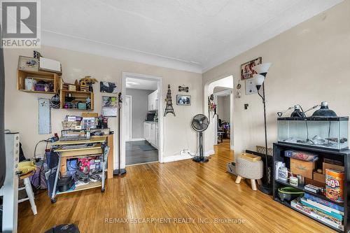 120 Cameron Avenue S, Hamilton (Bartonville), ON - Indoor Photo Showing Other Room