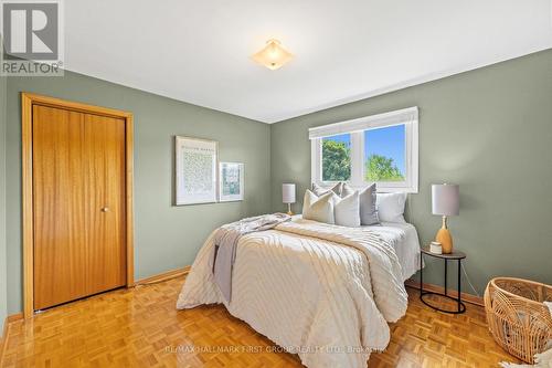 39 Lord Sydenham Court, Toronto (L'Amoreaux), ON - Indoor Photo Showing Bedroom