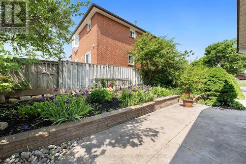 39 Lord Sydenham Court, Toronto (L'Amoreaux), ON - Outdoor